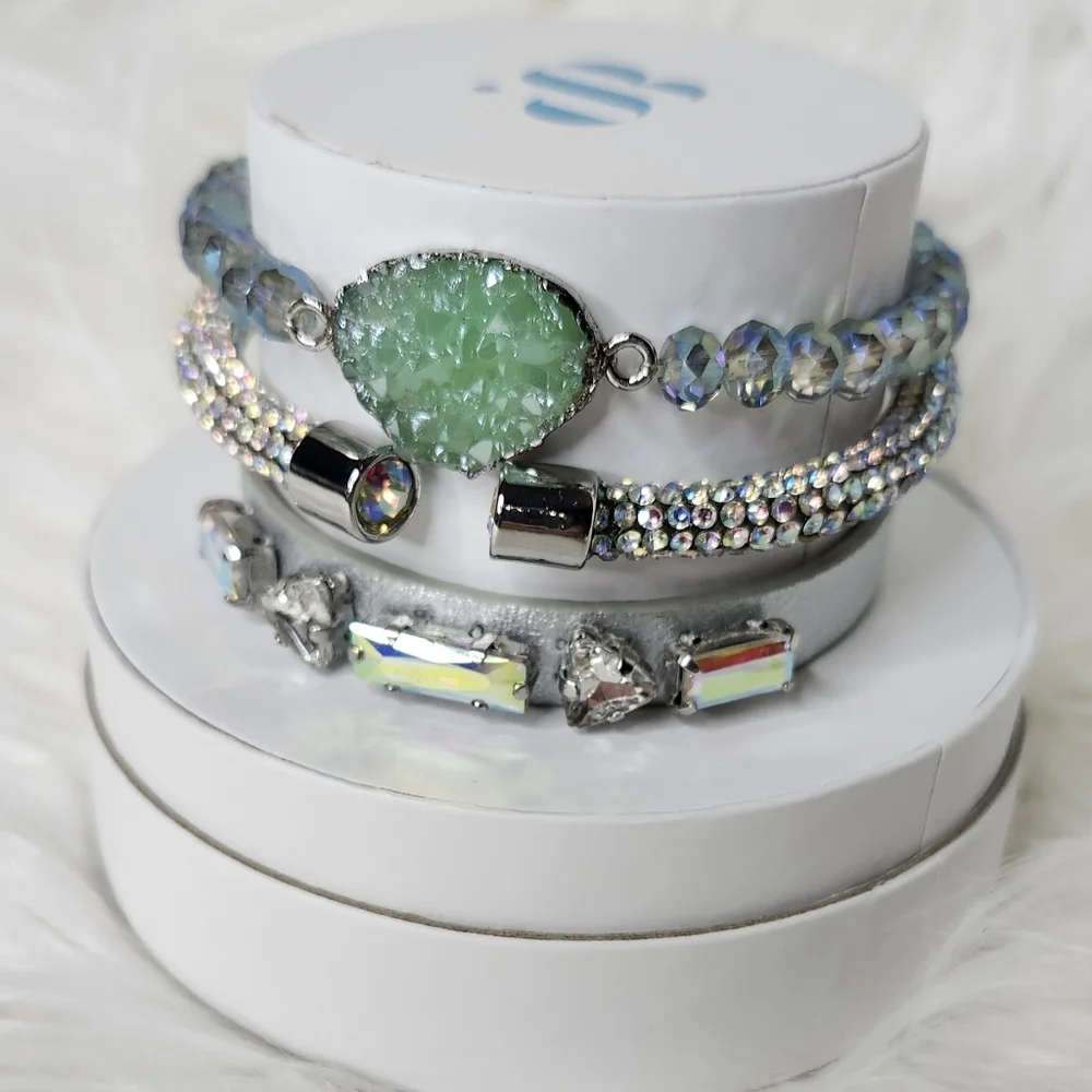 3 Bracelet Set - Fancy Finding You - Iridescent, Silver, and Mint green - Picture 3 of 5